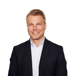 Per Clarin, ﻿Fastighetschef