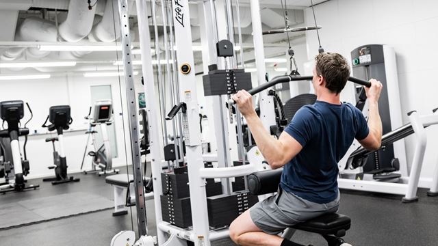 I kontorsfastigheten Bricks finns ett välutrustat gym