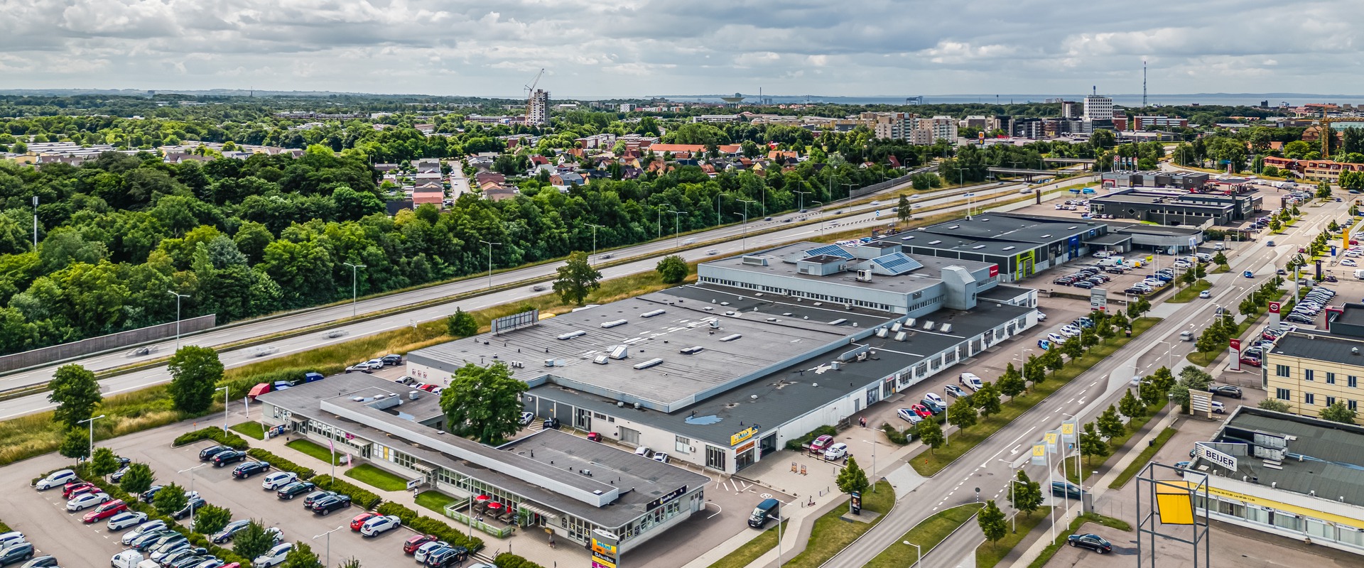 Stor kontorslokal på Bergas bästa läge