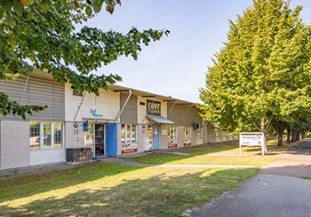 Mindre Kontor med verkstad på Limhamn