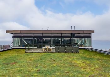 Kontor med oslagbar utsikt på Helsingborg C