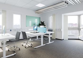 Kontorslokal granne med tågstationen