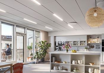 Kontor - med balkong i söderläge.