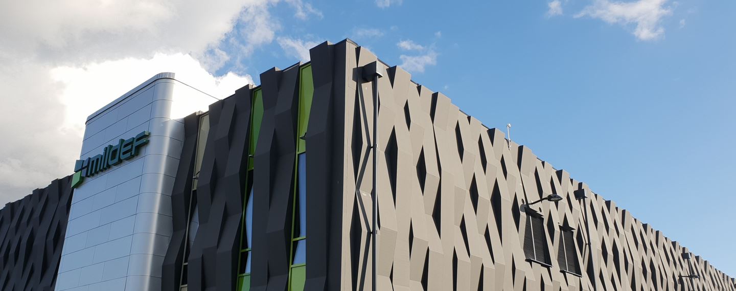 Försvarsbolaget MilDef Group AB har utökat sin verksamhet och byggt nya kontors- och produktionslokaler om en yta på 4 400 kvm på fastigheten Musköten 20 på Berga i Helsingborg.