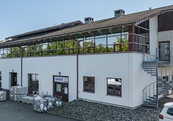 1148 kvm kontor och lager på Berga