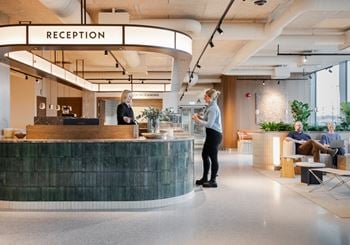 En byggnad med höga ambitioner