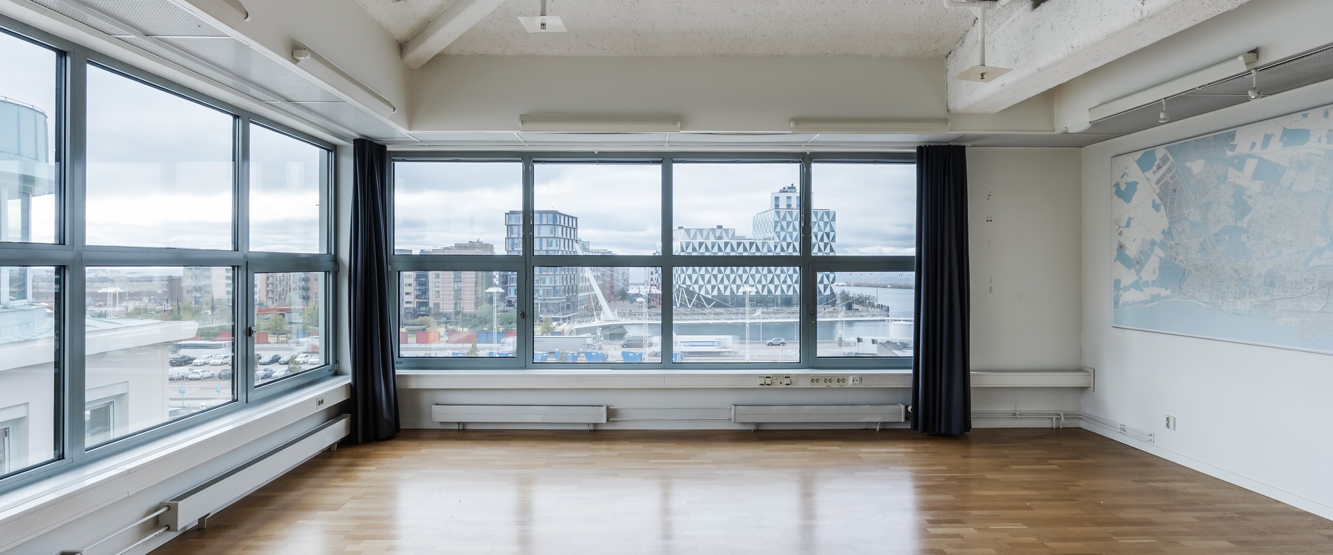 Möjligheternas kontor med härlig utsikt