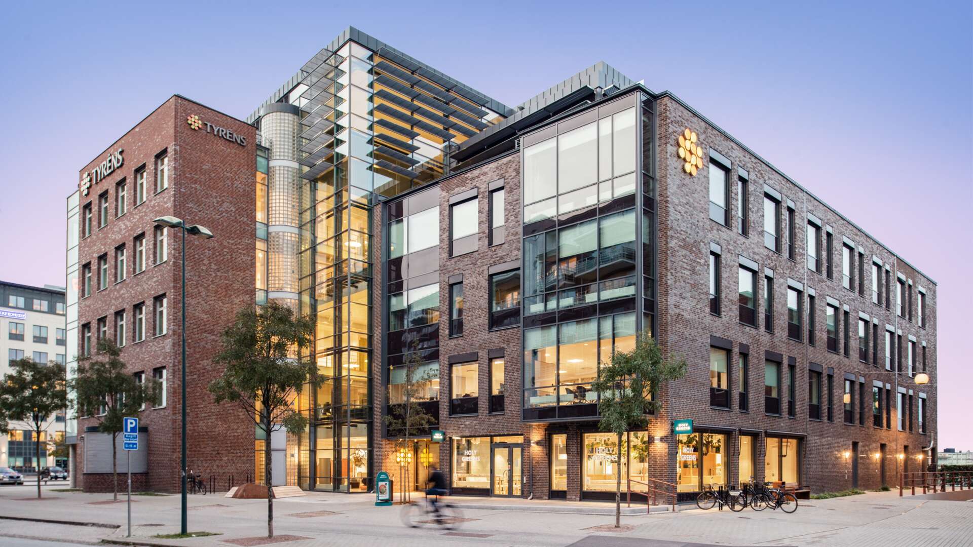 Kranen 9, kontorsfastighet på Isbergs gata 15 i Dockan i Malmö