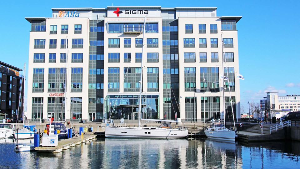 Torrdockan 6, fastighet med kontor och restaurang på Dockplatsen 1 i Dockan i Malmö 