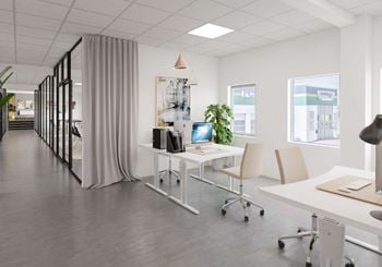 Ljusa kontorslokaler med bra läge på Berga