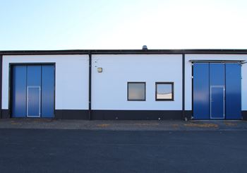 Lager med kontor på Berga