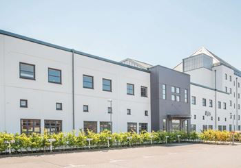 Fräscht kontor med lager i södra Helsingborg