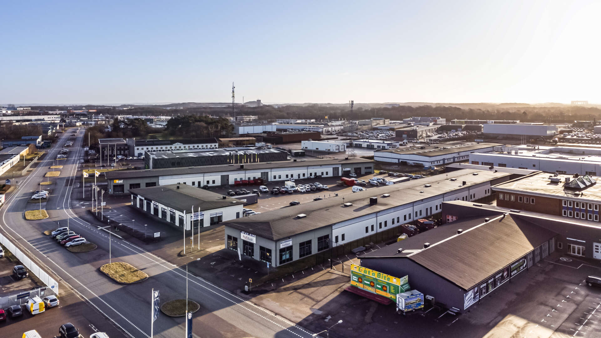 Ljus lokal för butik/showroom på Berga