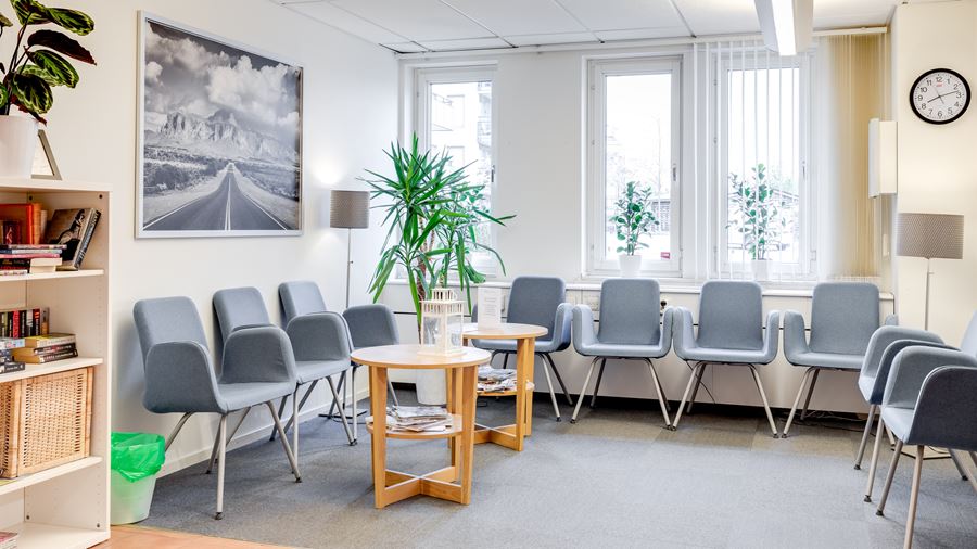 De öppna ytorna kan användas till såväl välkomnande loungemiljö som öppet kontorslandskap