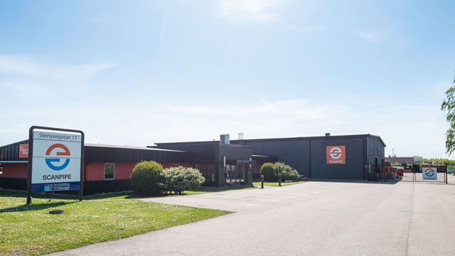 Bronsdolken 18, en industrilokal i Fosie.