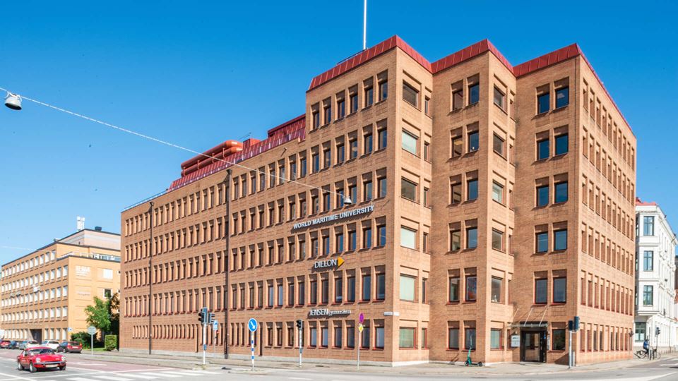 Neptun 6, kontorsfastighet i centrala Malmö med utsikt över Malmö Live och och västra Malmö