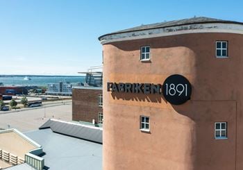 Ljus och rymlig kontorslokal i attraktiv fastighet