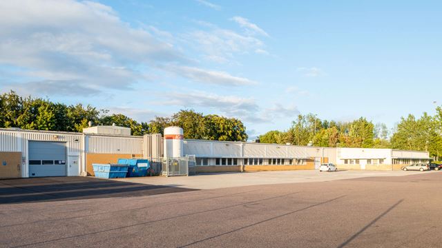 Kontors- och industrilokal med lastport, Balken 10 i Limhamn.