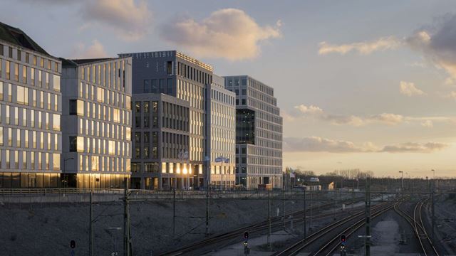 I kontorshuset Kvartetten är det högt ställda krav på akustik, lufttemperatur och luftkvalitet i hela huset.