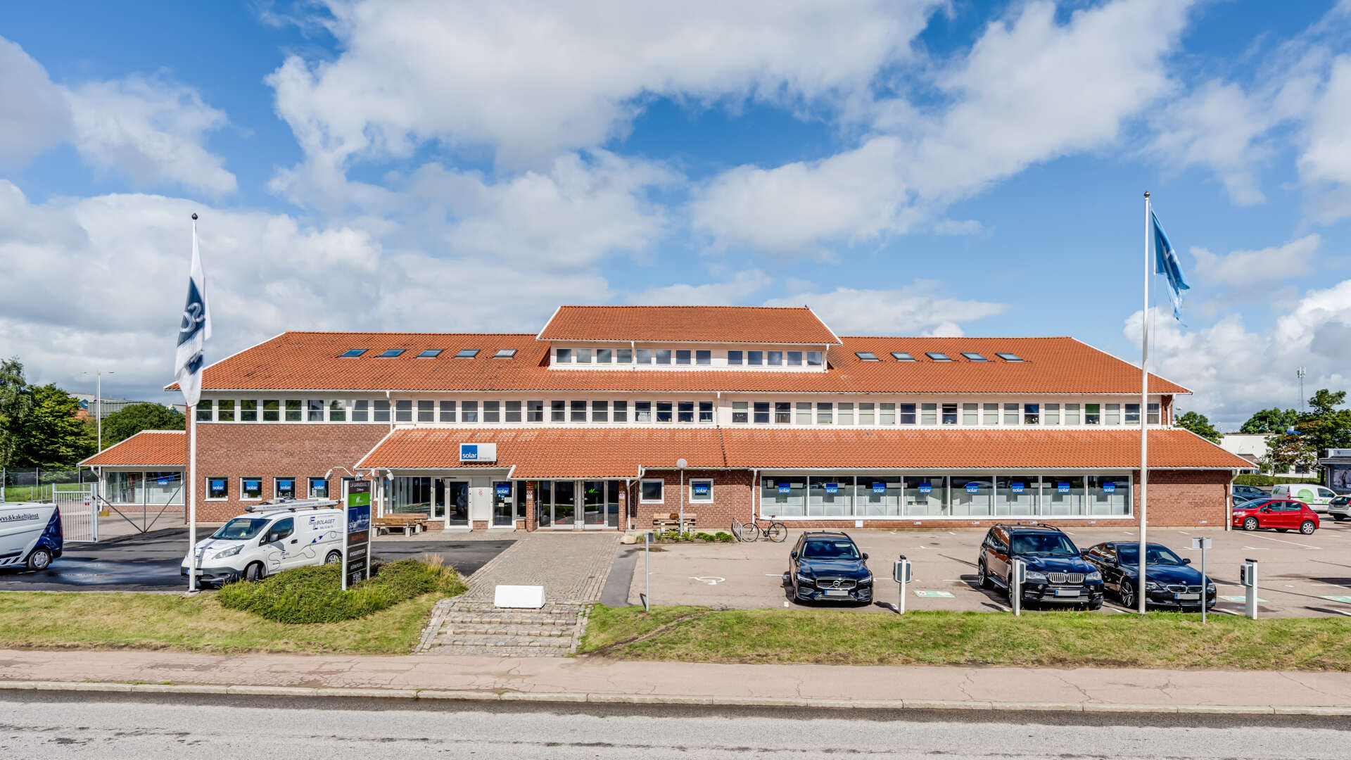 Charmig kontorslokal på Berga 