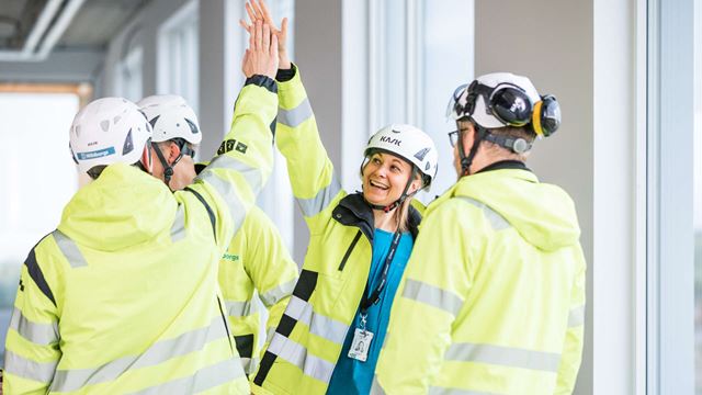 Projektledare i Lund gör high five